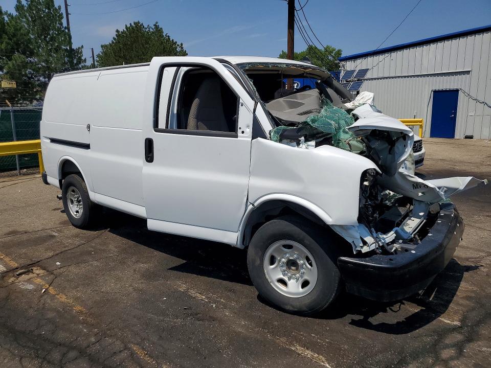 63895796 :رقم المزاد ، 1GCZGGFP7S1281341 vin ، 2025 Chevrolet Express G3500 مزاد بيع