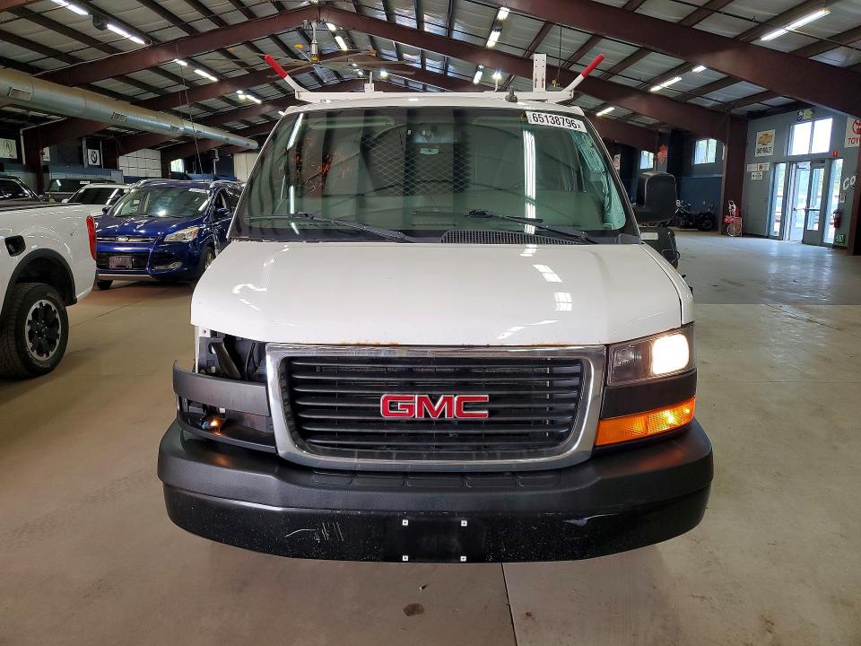 65138796 :رقم المزاد ، 1GCWGAFB9J1311927 vin ، 2018 Chevrolet Express G2500 مزاد بيع