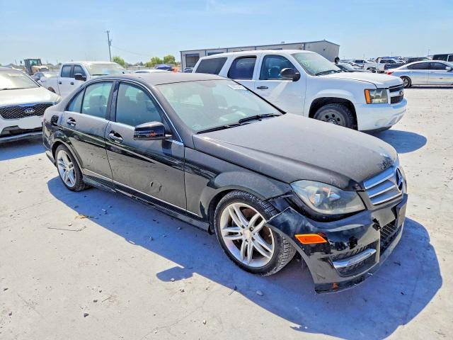 66073476 :رقم المزاد ، WDDGF8AB0DA778106 vin ، 2013 Mercedes-benz C مزاد بيع