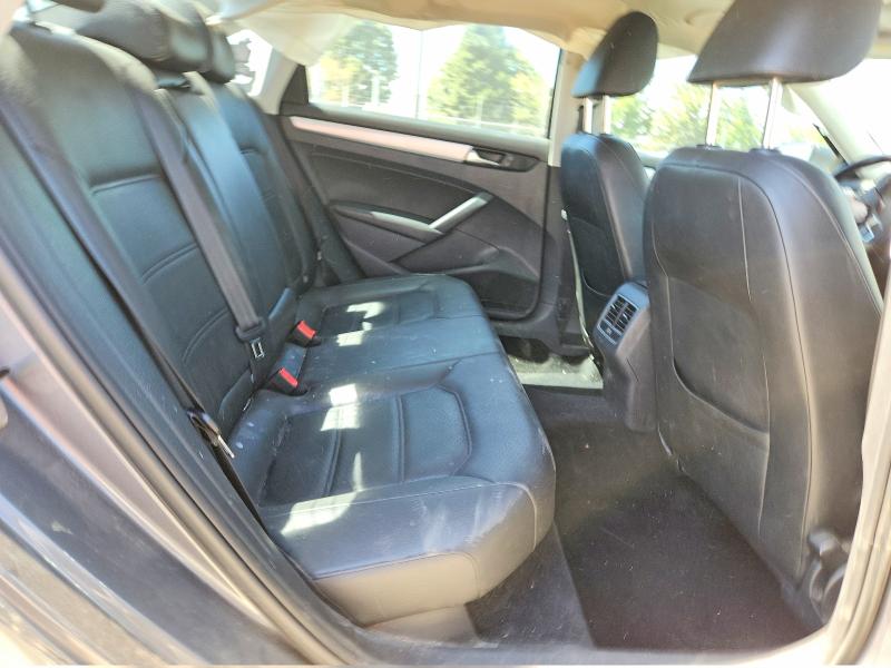 64480836 :رقم المزاد ، 1VWBN7A33DC097109 vin ، 2013 Volkswagen Passat مزاد بيع