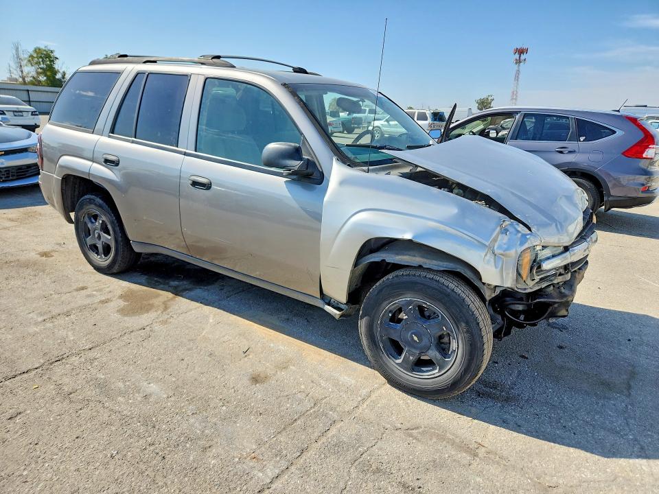 65147136 :رقم المزاد ، 1GNDT13S562125351 vin ، 2006 Chevrolet Trailblazer مزاد بيع