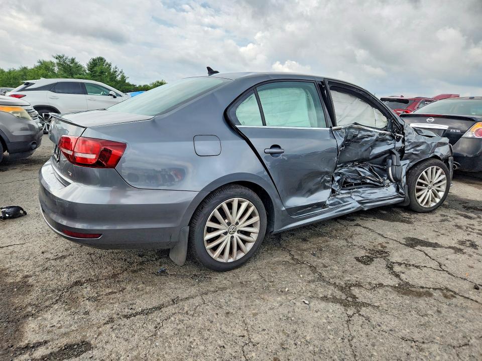 2016 Volkswagen Jetta მანქანა იყიდება აუქციონზე, vin: 3VWL17AJ4GM323224, აუქციონის ნომერი: 63497856