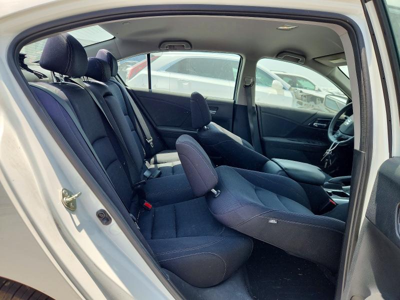 64241726 :رقم المزاد ، 1HGCR2F53FA115830 vin ، 2015 Honda Accord مزاد بيع