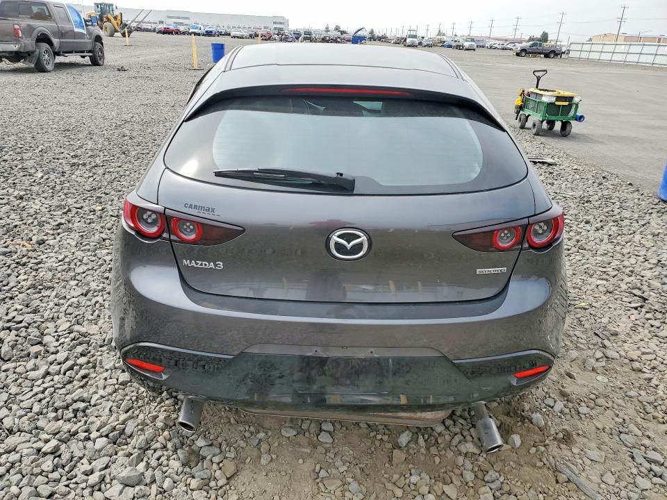 2021 Mazda 3 მანქანა იყიდება აუქციონზე, vin: JM1BPAKL0M1404241, აუქციონის ნომერი: 65574856
