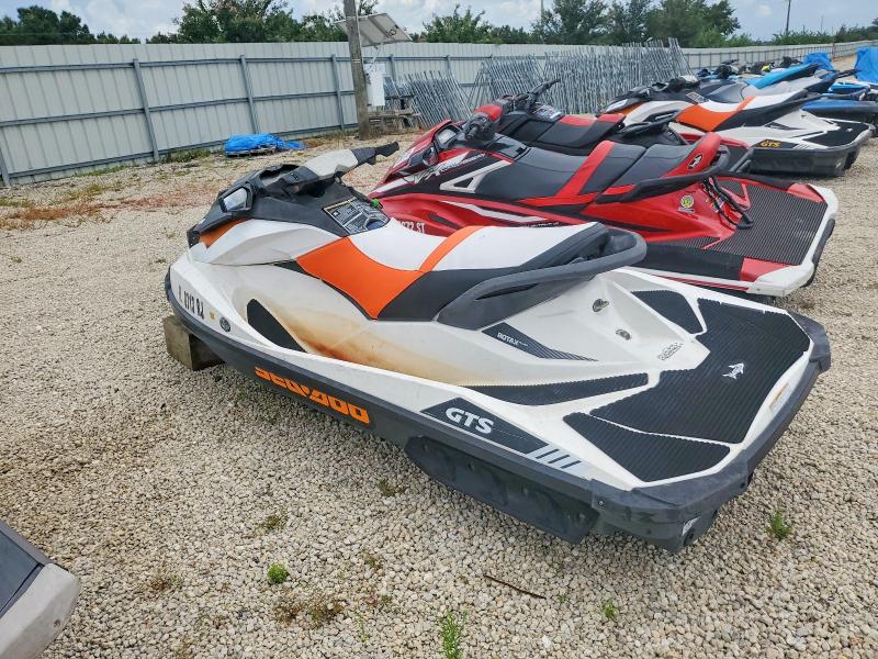 Aukcja sprzedaży 2017 Sea-doo Jet Ski, vin: YDV35540K617, numer aukcji: 64001136