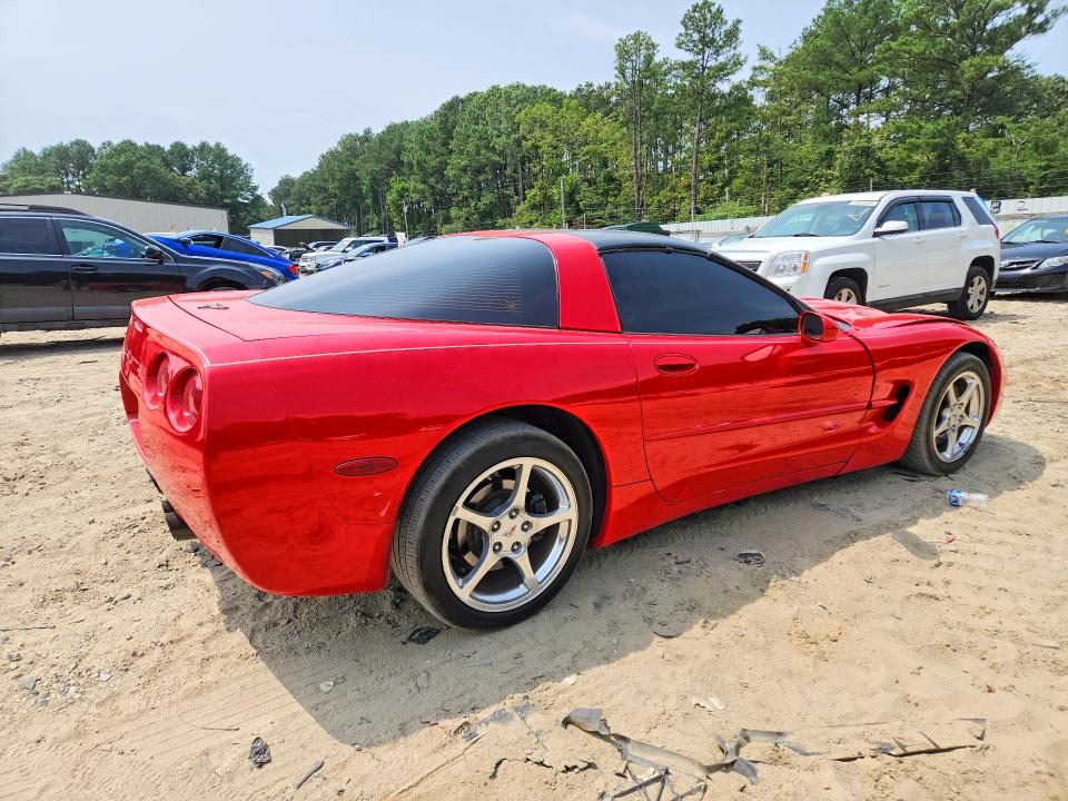 64751836 :رقم المزاد ، 1G1YY22G115119352 vin ، 2001 Chevrolet Corvette مزاد بيع