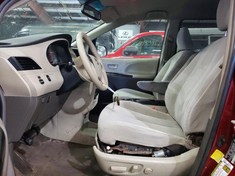 2011 Toyota Sienna მანქანა იყიდება აუქციონზე, vin: 5TDKK3DC8BS156246, აუქციონის ნომერი: 65329136
