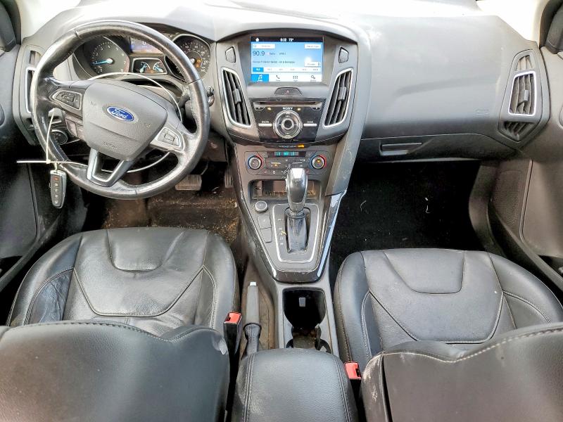 64898696 :رقم المزاد ، 1FADP3N24HL220170 vin ، 2017 Ford Focus مزاد بيع