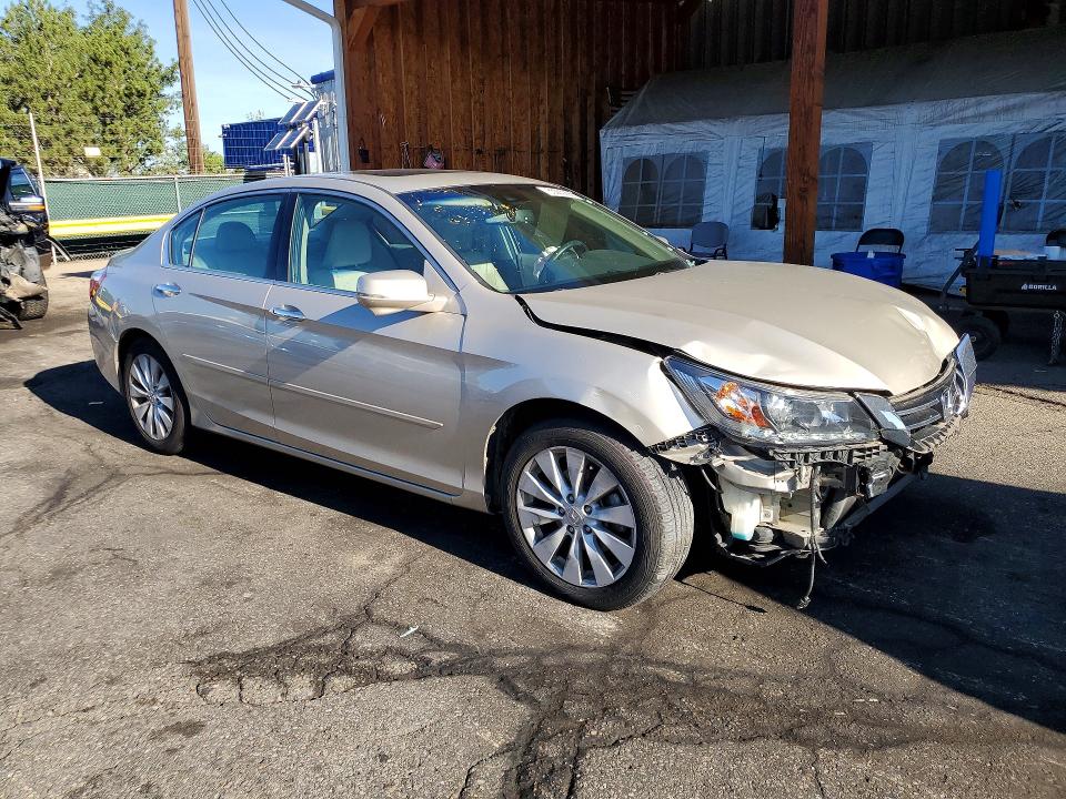 2013 Honda Accord მანქანა იყიდება აუქციონზე, vin: 1HGCR3F87DA040725, აუქციონის ნომერი: 65505296