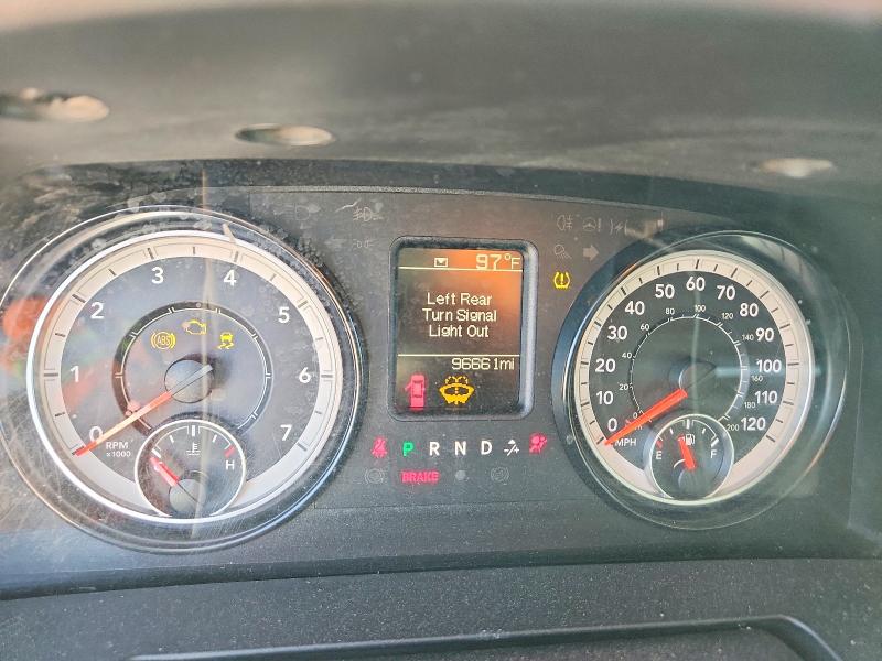 63430696 :رقم المزاد ، 1C6RR6FG8JS209245 vin ، 2018 Ram 1500 مزاد بيع