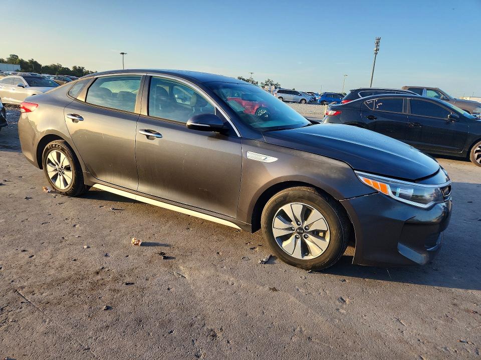 Продажа на аукционе авто 2017 Kia Optima, vin: KNAGT4LC7H5007008, номер лота: 64760816