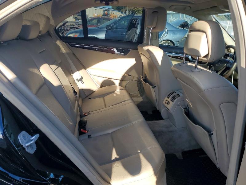 Продаж на аукціоні авто 2014 Mercedes-benz C, vin: WDDGF4HB7EG237776, номер лоту: 65692716
