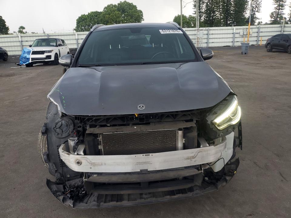 63121076 :رقم المزاد ، W1N4N4HBXMJ124771 vin ، 2021 Mercedes-benz Gla مزاد بيع