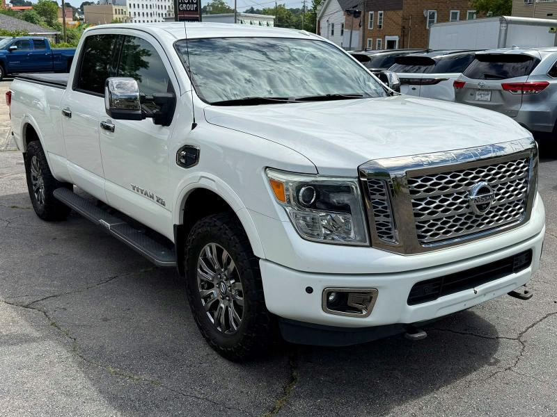 2017 Nissan Titan Xd მანქანა იყიდება აუქციონზე, vin: 1N6BA1F41HN519978, აუქციონის ნომერი: 64233086