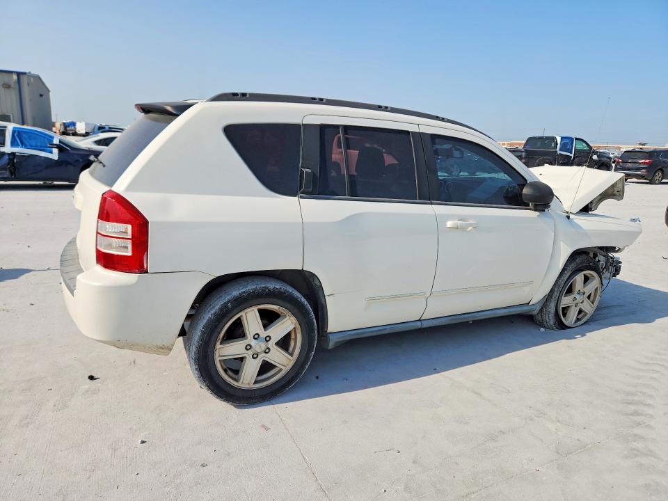 2010 Jeep Compass მანქანა იყიდება აუქციონზე, vin: 1J4NT4FB0AD593828, აუქციონის ნომერი: 62297916