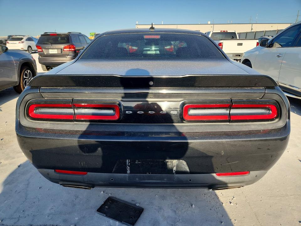 Продажа на аукционе авто 2015 Dodge Challenger, vin: 2C3CDZBG2FH701163, номер лота: 65384046
