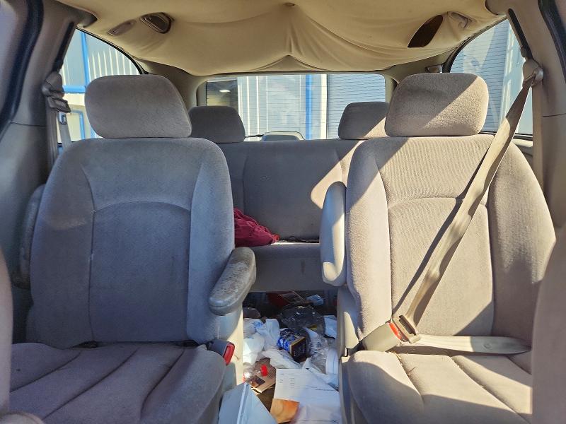 63534626 :رقم المزاد ، 2B4GP44342R796053 vin ، 2002 Dodge Grand Caravan مزاد بيع