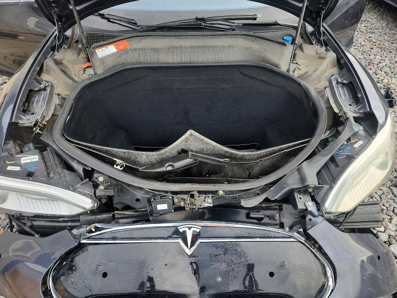63416976 :رقم المزاد ، 5YJSA1E23GF128444 vin ، 2016 Tesla Model S مزاد بيع