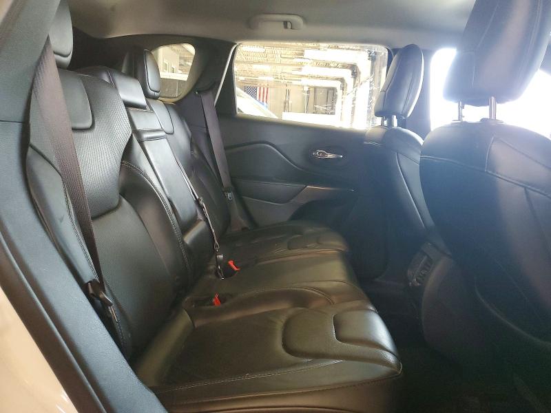 66111956 :رقم المزاد ، 1C4PJMDN2KD322062 vin ، 2019 Jeep Cherokee مزاد بيع