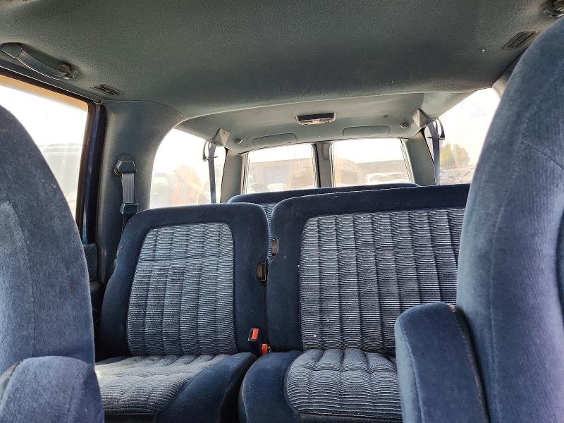 Auction sale of the 1994 Chevrolet Suburban, vin: 1GNFK16K9RJ379730, lot number: 65182136