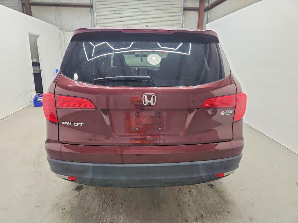 65881326 :رقم المزاد ، 5FNYF5H55JB003980 vin ، 2018 Honda Pilot مزاد بيع