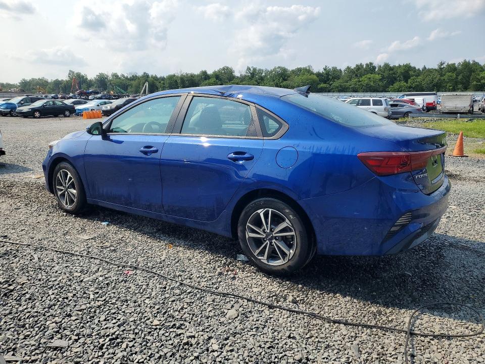 64946166 :رقم المزاد ، 3KPF24ADXNE471505 vin ، 2022 Kia Forte مزاد بيع