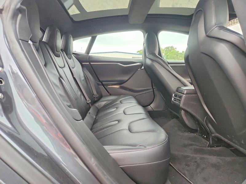 65859446 :رقم المزاد ، 5YJSA1H29FFP74601 vin ، 2015 Tesla Model S مزاد بيع