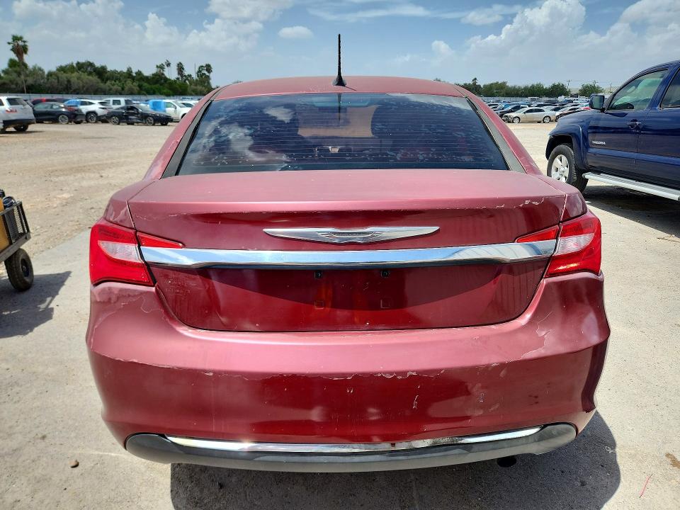 Продаж на аукціоні авто 2013 Chrysler 200, vin: 1C3CCBAB8DN669422, номер лоту: 65163686
