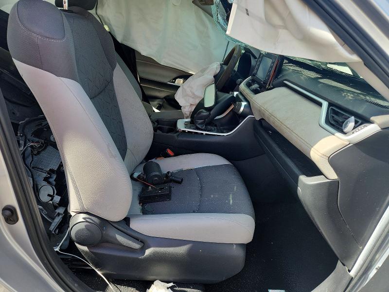 65606016 :رقم المزاد ، 2T3W1RFV2MC164366 vin ، 2021 Toyota Rav4 مزاد بيع