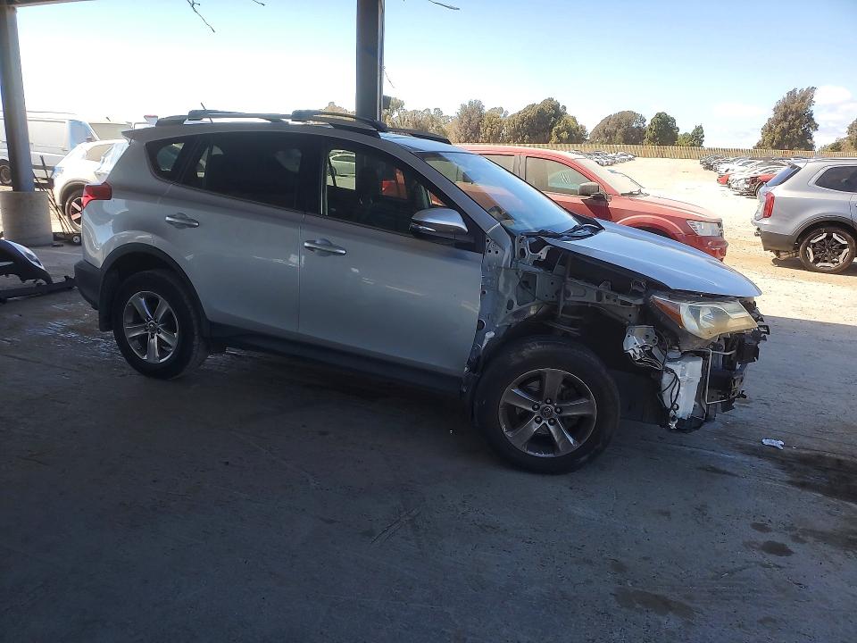 64905776 :رقم المزاد ، JTMRFREV8FD128812 vin ، 2015 Toyota Rav4 مزاد بيع