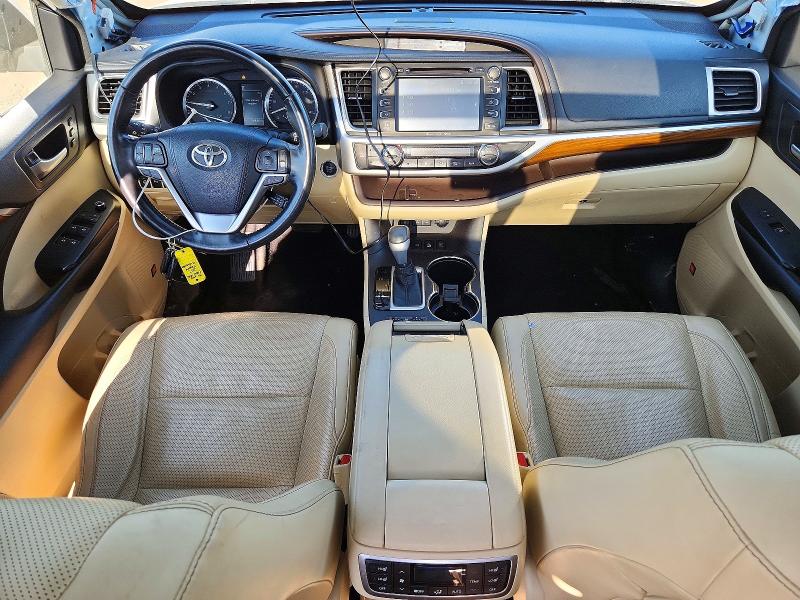 66304426 :رقم المزاد ، 5TDDZRFH9HS362670 vin ، 2017 Toyota Highlander مزاد بيع