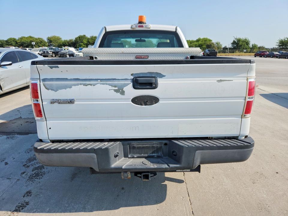 63888446 :رقم المزاد ، 1FTMF1CM0DFA40005 vin ، 2013 Ford F150 مزاد بيع