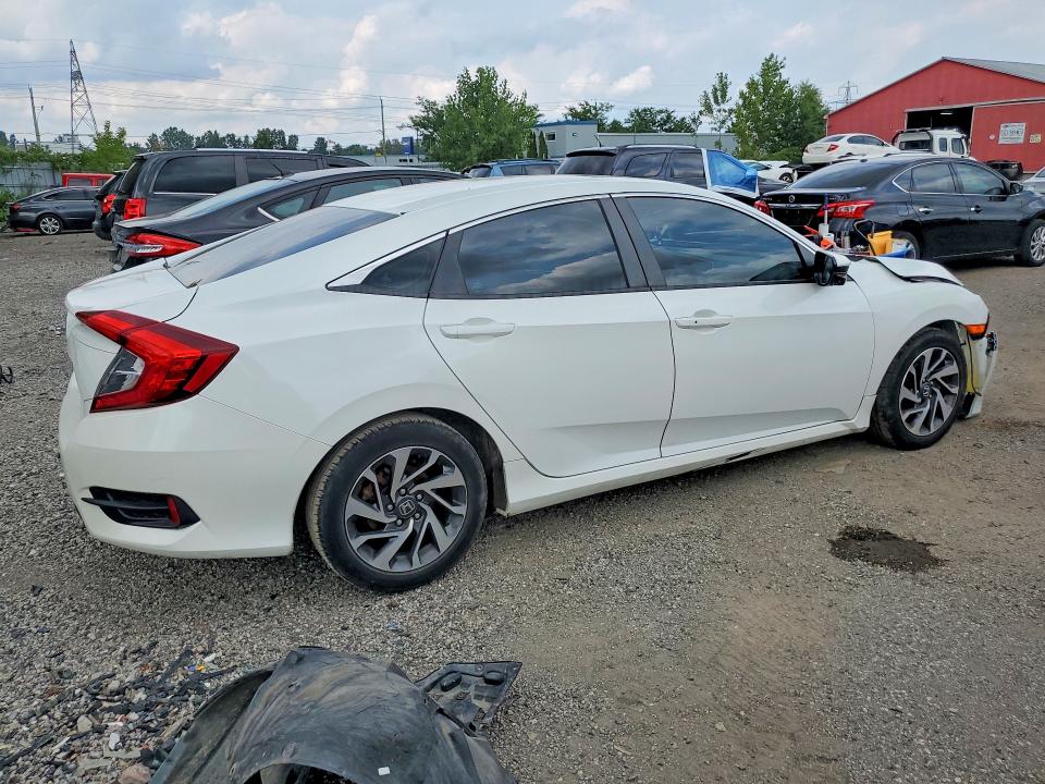 Aukcja sprzedaży 2018 Honda Civic, vin: 2HGFC2F86JH015918, numer aukcji: 65383306