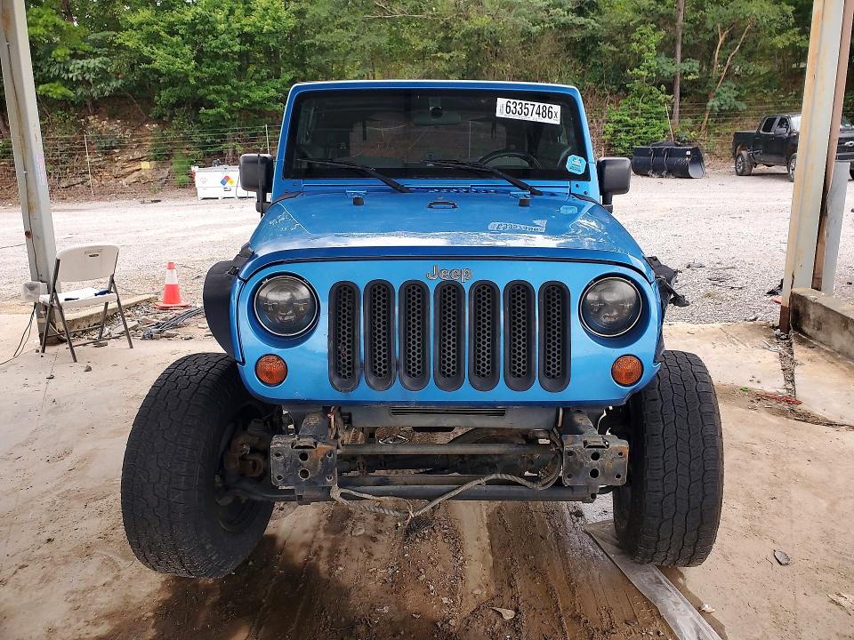 63357486 :رقم المزاد ، 1J4AA2D18AL136998 vin ، 2010 Jeep Wrangler مزاد بيع