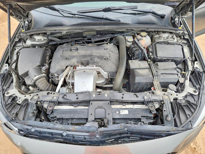 63480556 :رقم المزاد ، W04GV8SX3J1135164 vin ، 2018 Buick Regal Tourx مزاد بيع