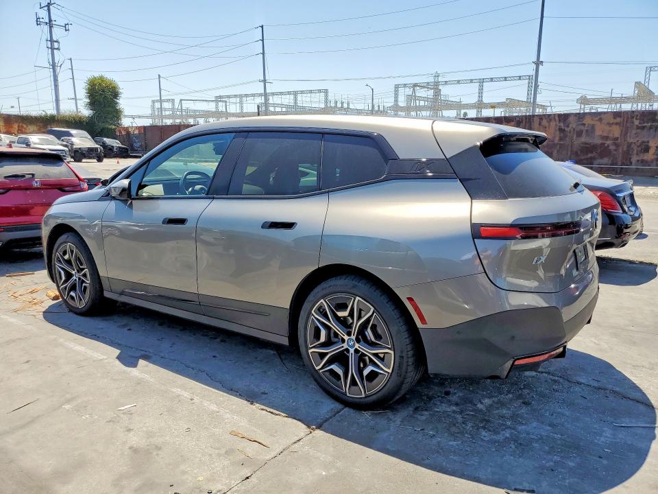 66427506 :رقم المزاد ، WB523CF01RCP42861 vin ، 2024 Bmw Ix مزاد بيع