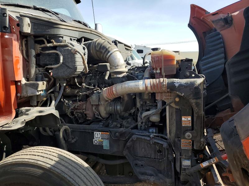 67165136 :رقم المزاد ، 1XKYDP9X8LJ342427 vin ، 2020 Kenworth Construction مزاد بيع