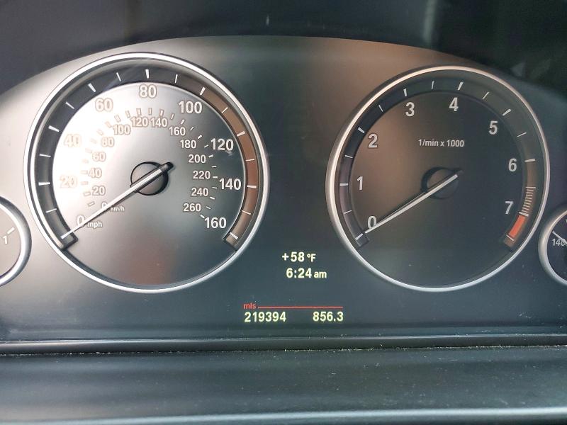 63493806 :رقم المزاد ، WBAFR1C58BDS36398 vin ، 2011 Bmw 528 مزاد بيع