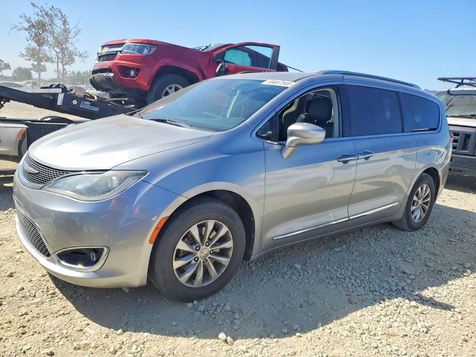 Auction sale of the 2018 Chrysler Pacifica, vin: 2C4RC1BGXJR116280, lot number: 65657546