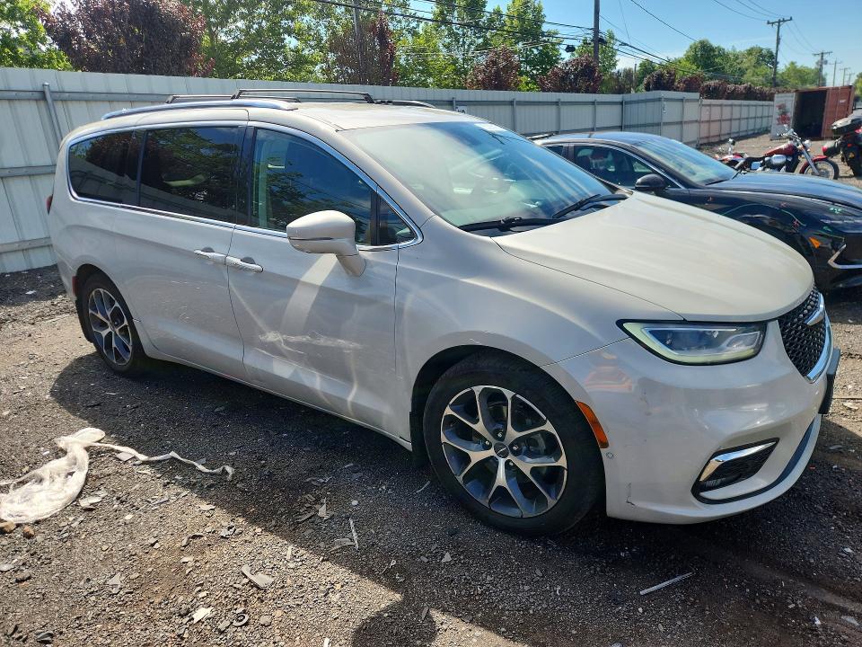 63326516 :رقم المزاد ، 2C4RC1L74MR581060 vin ، 2021 Chrysler Pacifica مزاد بيع