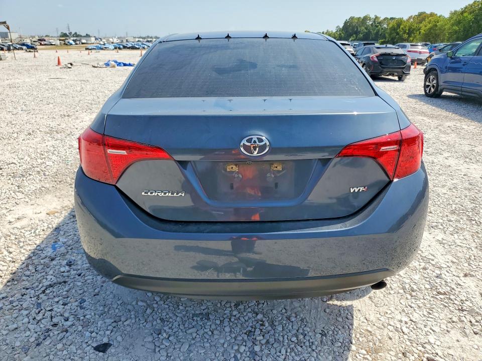 Продажа на аукционе авто 2018 Toyota Corolla, vin: 5YFBURHE2JP776252, номер лота: 65652236