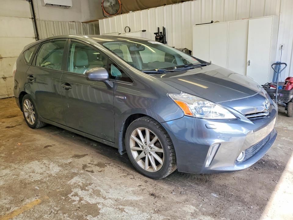 Продажа на аукционе авто 2012 Toyota Prius V, vin: JTDZN3EUXC3024704, номер лота: 65580146