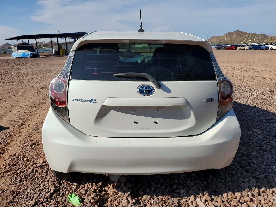 2013 Toyota Prius C მანქანა იყიდება აუქციონზე, vin: JTDKDTB33D1543669, აუქციონის ნომერი: 64513806