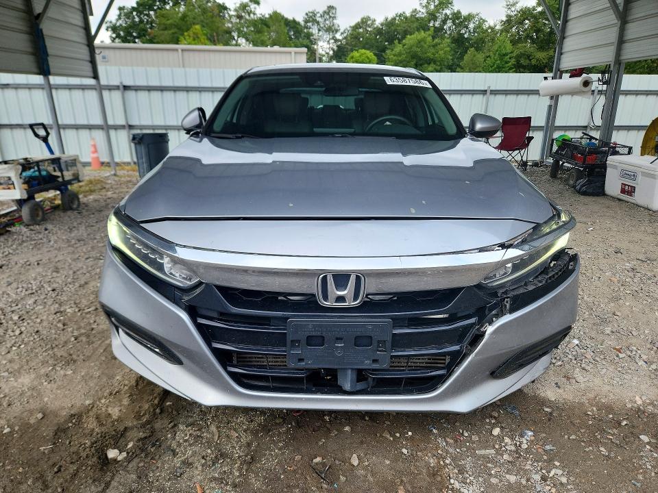 Продажа на аукционе авто 2019 Honda Accord, vin: 1HGCV1F42KA105961, номер лота: 63587586
