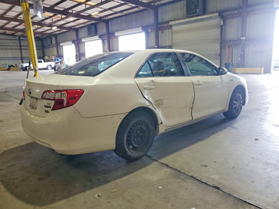 2013 Toyota Camry Hybrid მანქანა იყიდება აუქციონზე, vin: 4T1BD1FK0DU087565, აუქციონის ნომერი: 65240216