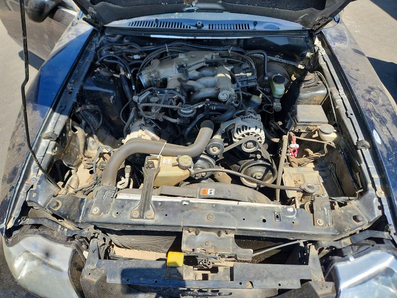 64061636 :رقم المزاد ، 1FAFP404X3F444560 vin ، 2003 Ford Mustang مزاد بيع