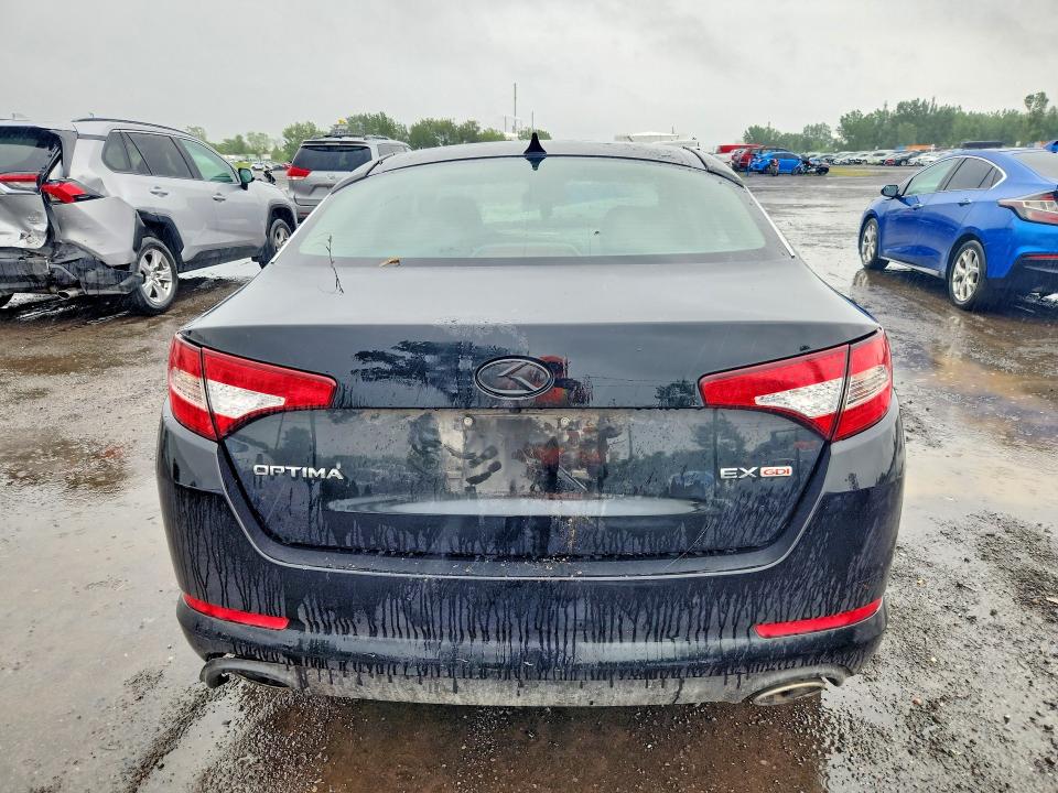 2013 Kia Optima მანქანა იყიდება აუქციონზე, vin: KNAGN4A7XD5424312, აუქციონის ნომერი: 63114806