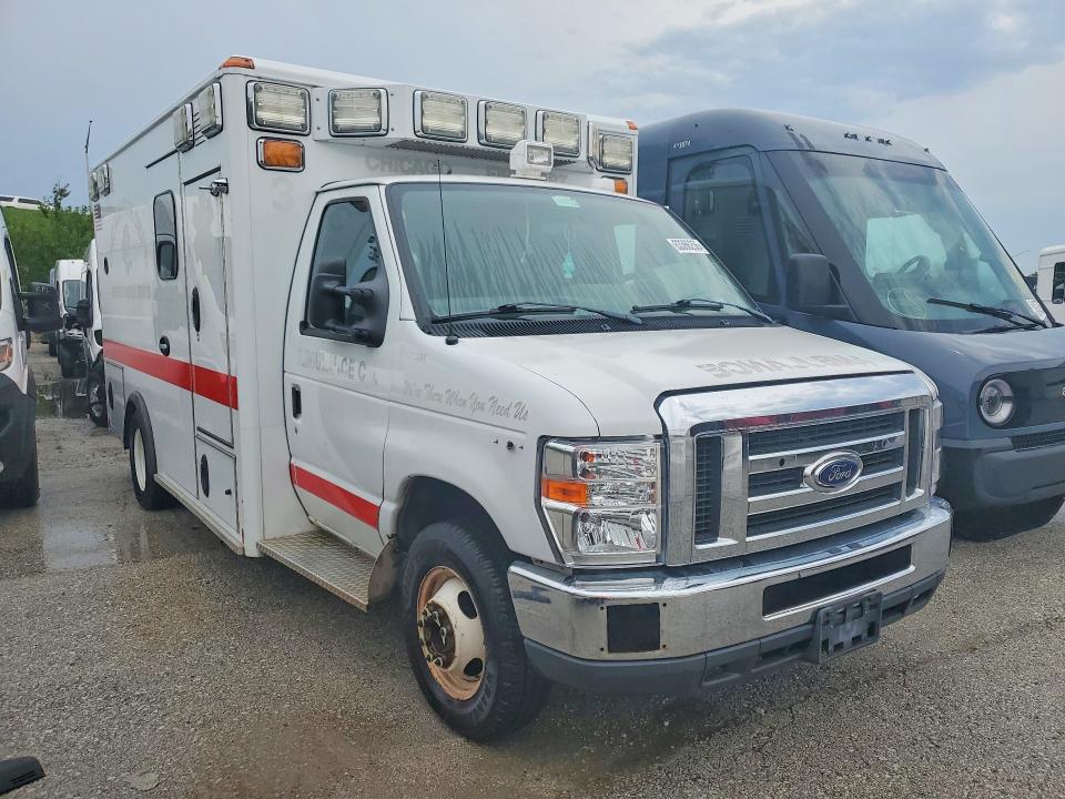 63366256 :رقم المزاد ، 1FDXE4FS4HDC32407 vin ، 2017 Ford Econoline مزاد بيع