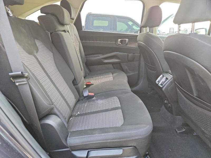 65855356 :رقم المزاد ، 5XYRG4LC9NG158824 vin ، 2022 Kia Sorento مزاد بيع