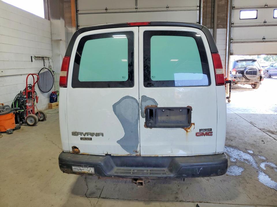 64065826 :رقم المزاد ، 1GTEG15X541161618 vin ، 2004 Gmc Savana مزاد بيع